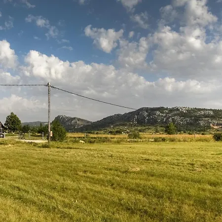 בקתה Vucipolje פוסושיה